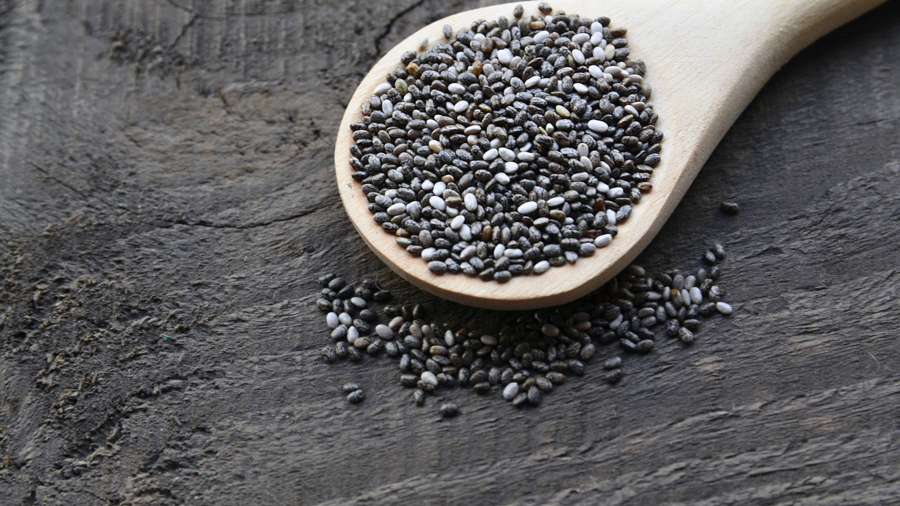 Chia seeds guide covering benefits, nutrition, and weight loss