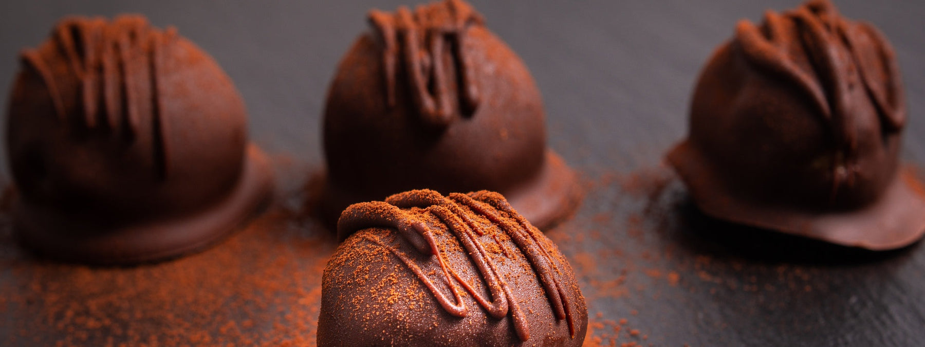 Healthy chocolate peanut butter protein balls recipe