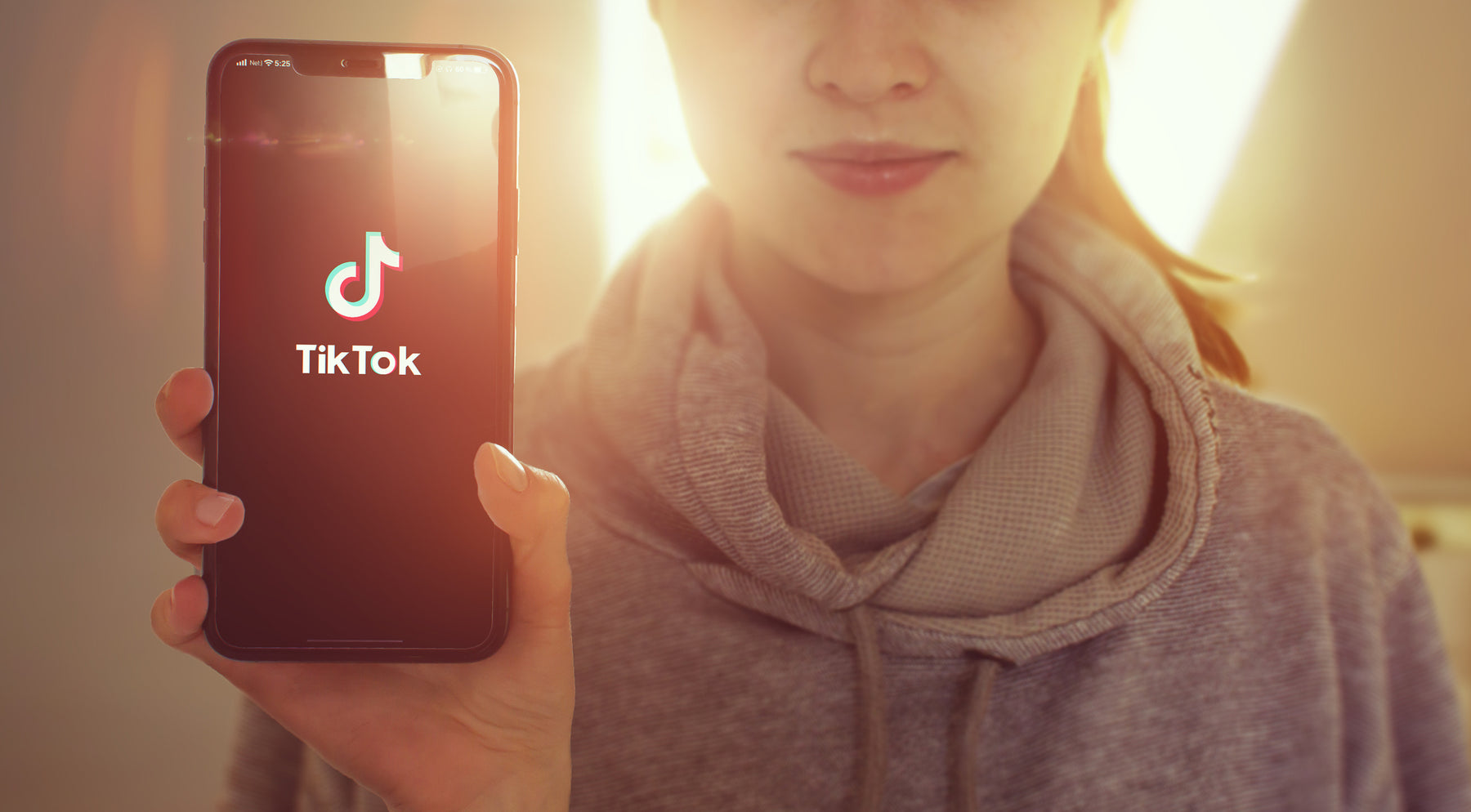 Scrollers Beware: TikTok Health Trends You Should Avoid