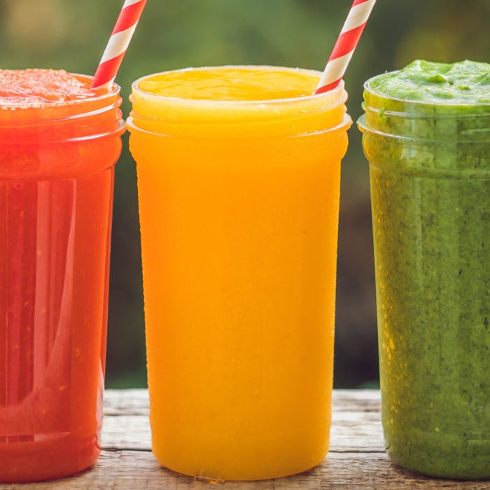 Fresh fruit juice representing the dangers of extreme juice diets