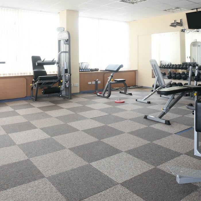 Gym interior illustrating the top gym chains in America