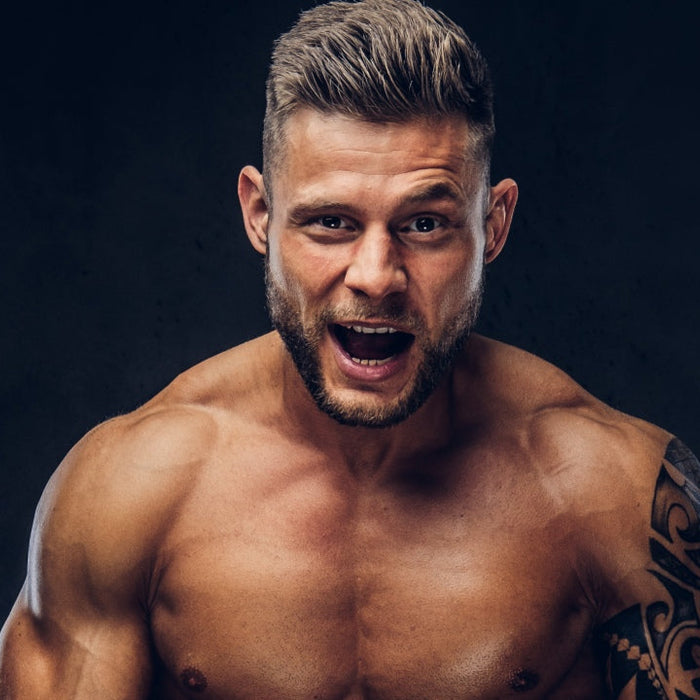 Article covering YouTubers Langers and Nash's naked gym concept