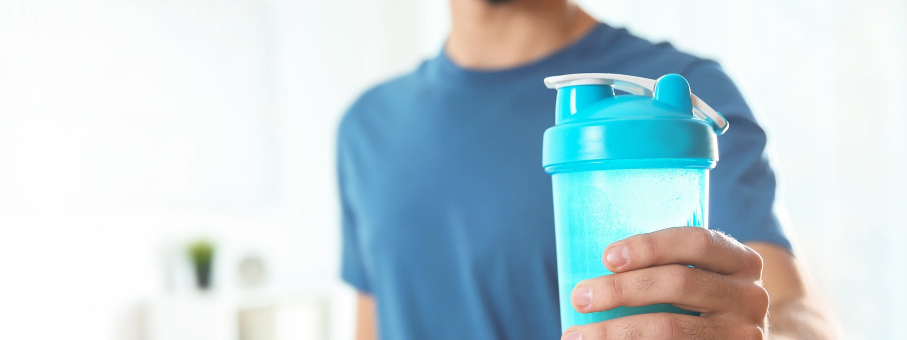 Protein shaker bottle for a pre-bed protein shake