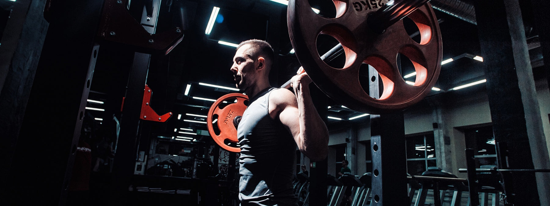 4 Reasons Why You Shouldn't Barbell Back Squat