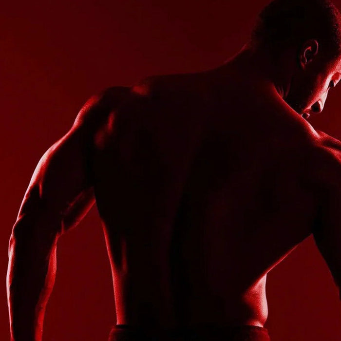 Tiger Fitness graphic explaining red light therapy benefits