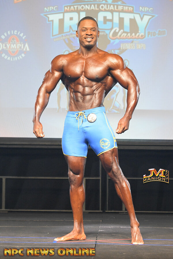 Emanual Hunter onstage at Tricity Pro, 2026