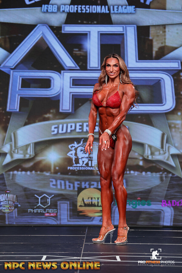 Mahsa Akbarimehr onstage at Lenda Murray Atlanta Pro, 2026