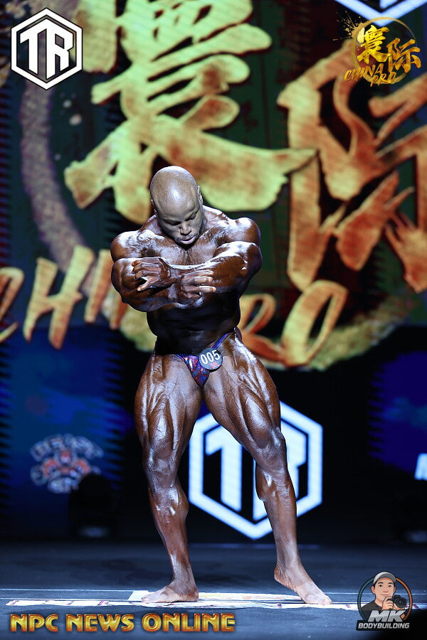 Shaun Clarida onstage at Huanji China Pro 4, 2025
